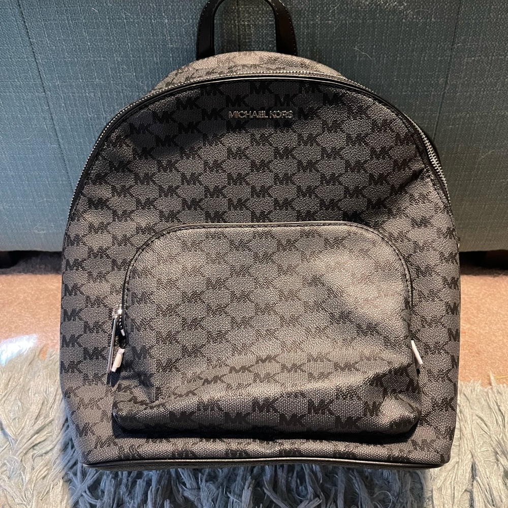 NWT Michael kors